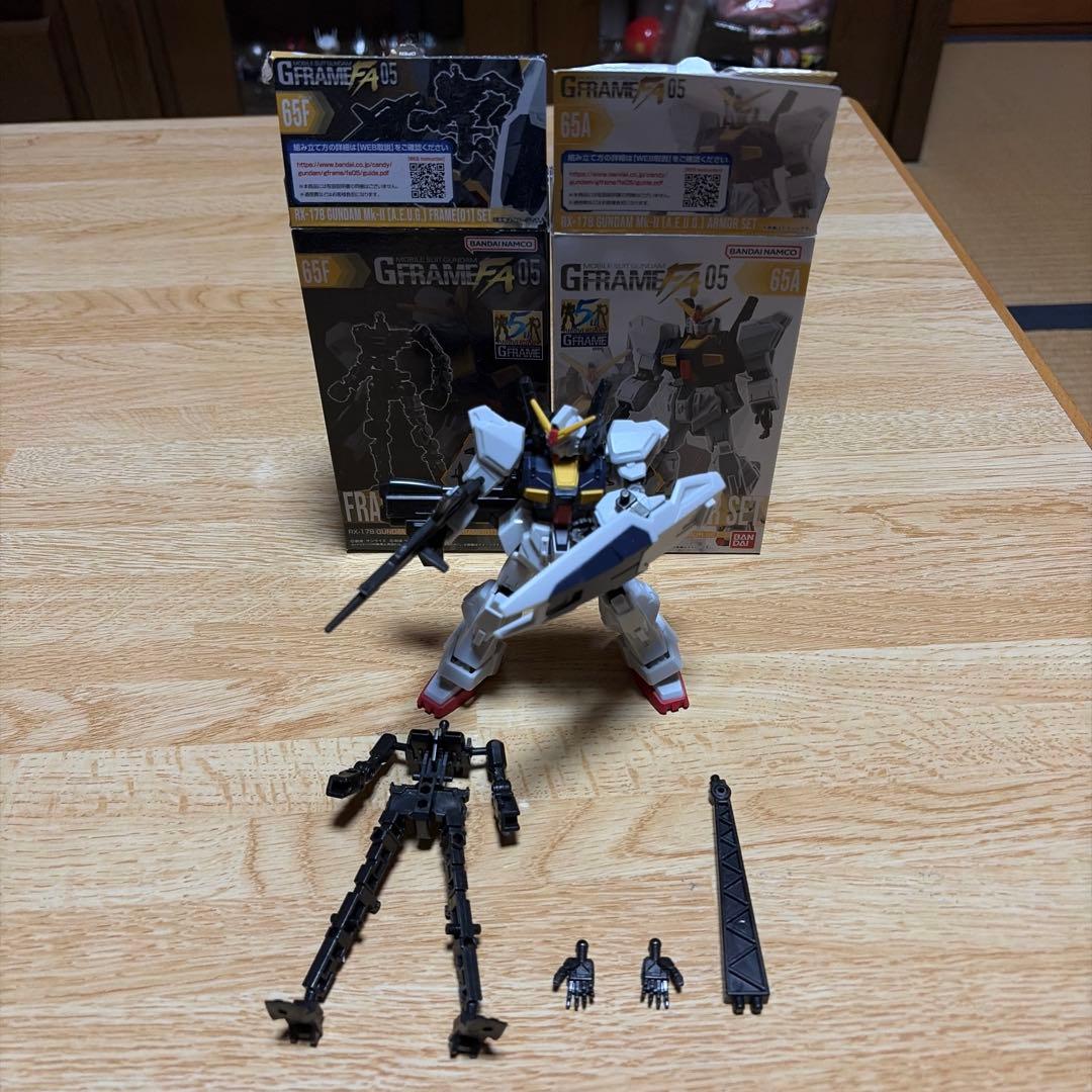 ジャンク品　FW完全変形Zガンダムなど＋おまけ