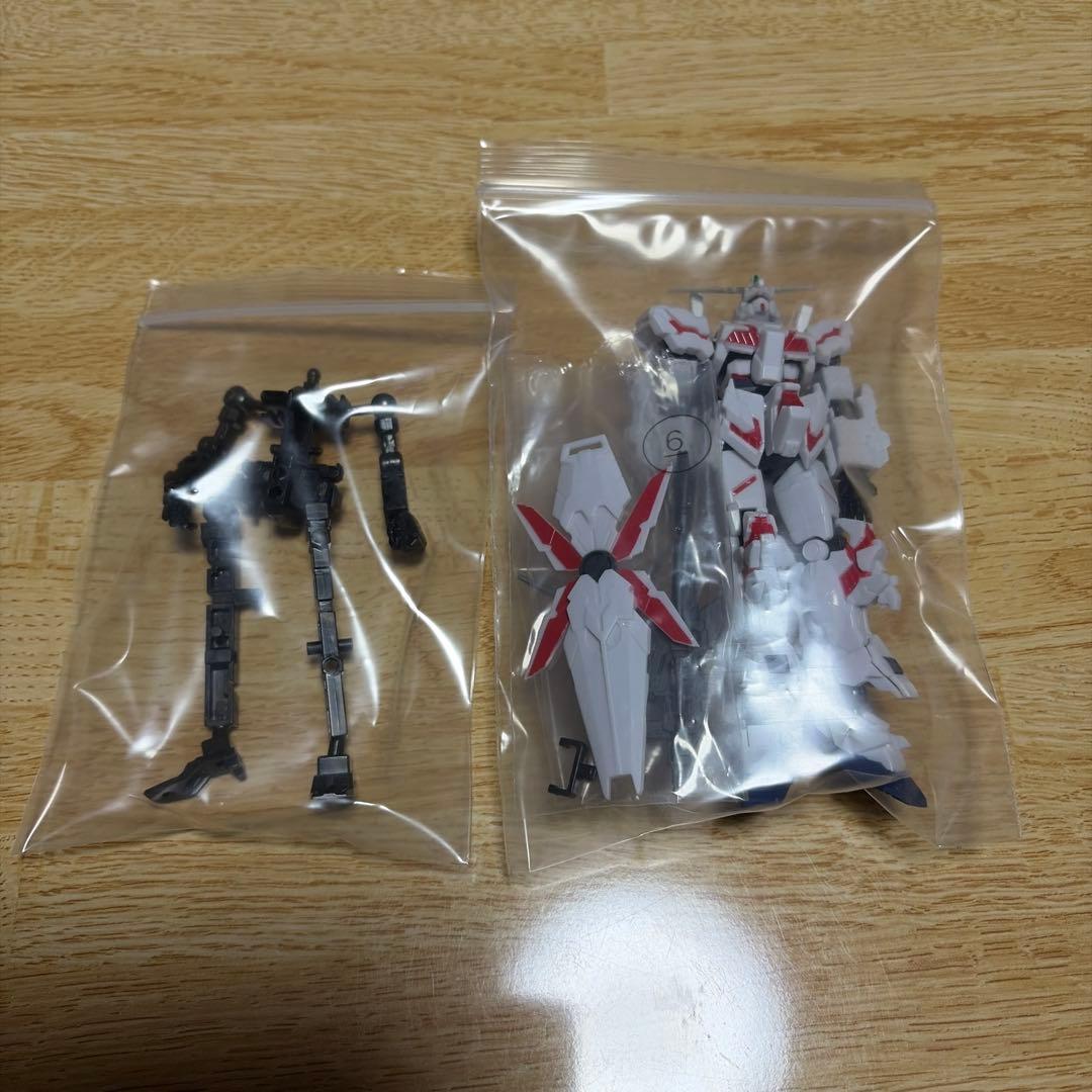 ジャンク品　FW完全変形Zガンダムなど＋おまけ