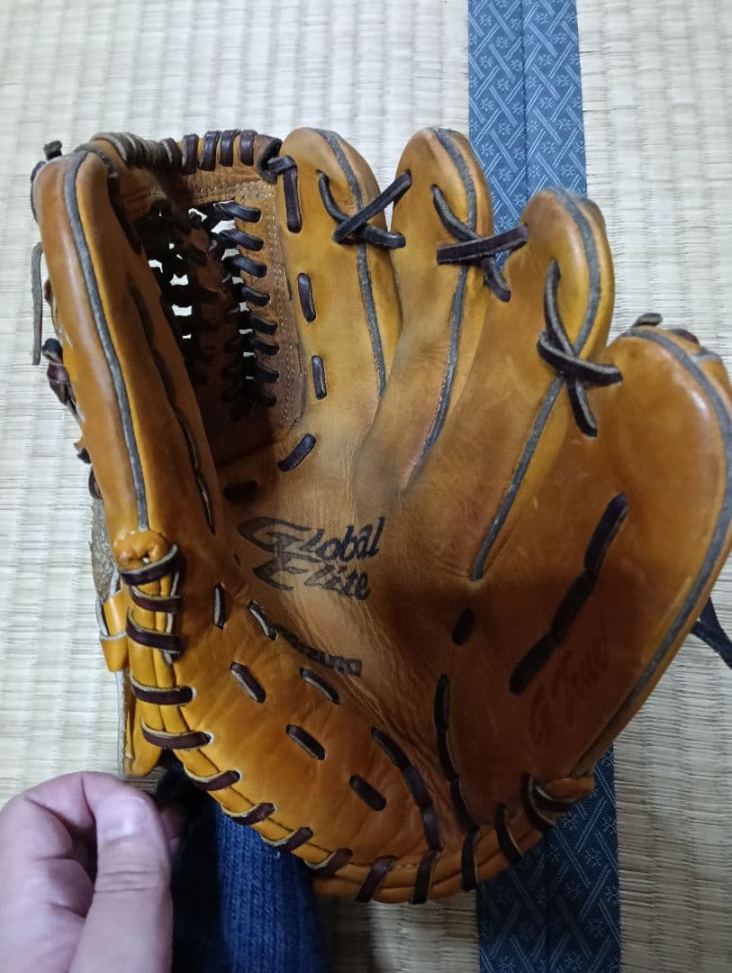 でぃーき　ミズノ グローブ グラブエリート