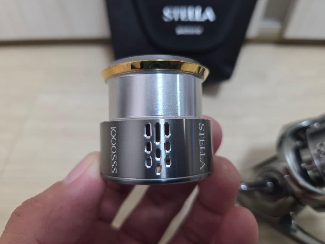 18 ステラ STELLA C2500SHG 1000SSSスプール付き