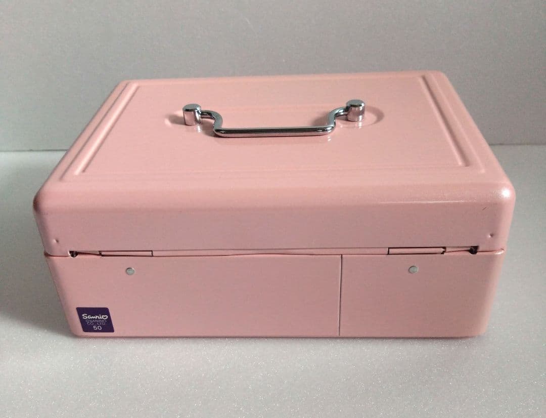 ハローキティ 鍵付き金庫