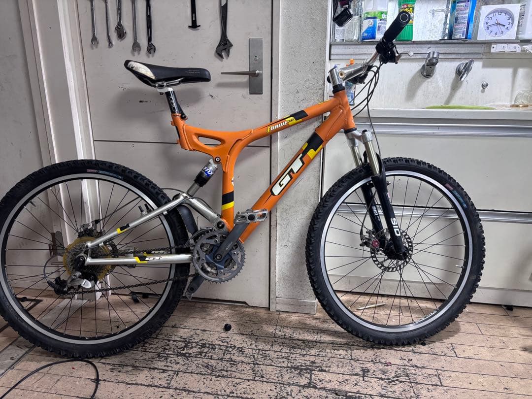GT ジーティーDRIDE3.0 フルサス仕様　マウンテンバイク