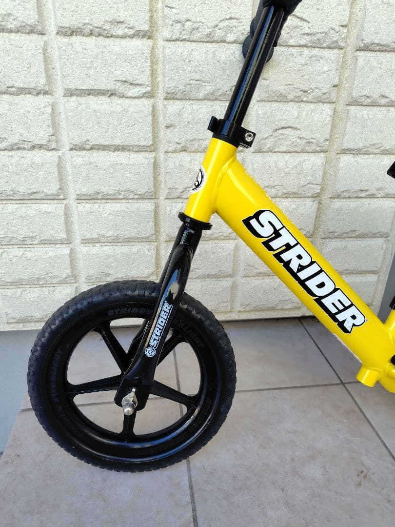買い取り専用さま専用☆【ストライダー】スポーツモデル12Sport イエロー