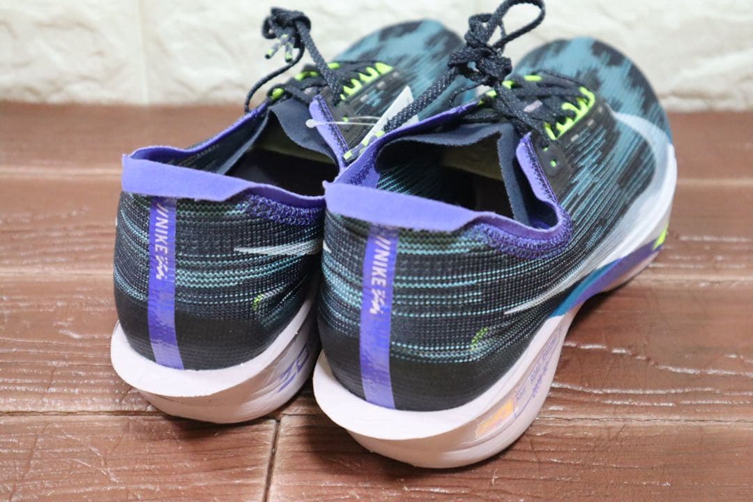 新品 27.5㎝　ナイキ NIKE ズームX ストリークフライ 2 ランニング
