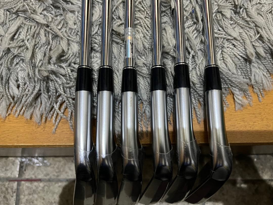 【未使用品】スリクソン Z-FORGED II アイアン6本セット　5-P