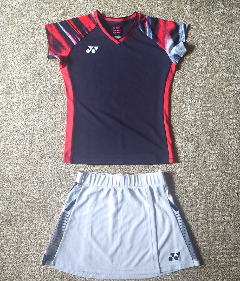 新品☆YONEX バドミントンウェア ゲームシャツ スカート セット☆Ssize