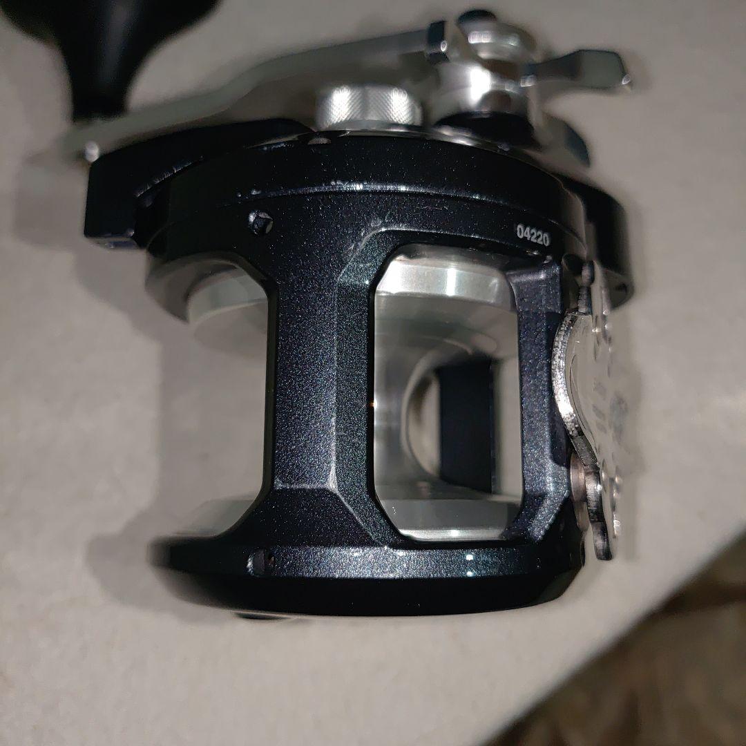 SHIMANO TORIUM 2000HG ベイトリール