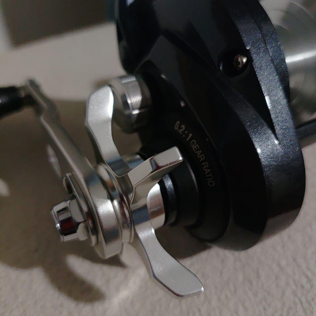 SHIMANO TORIUM 2000HG ベイトリール