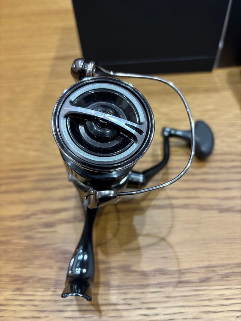 シマノ　22ステラSTELLA C3000MHG 美品