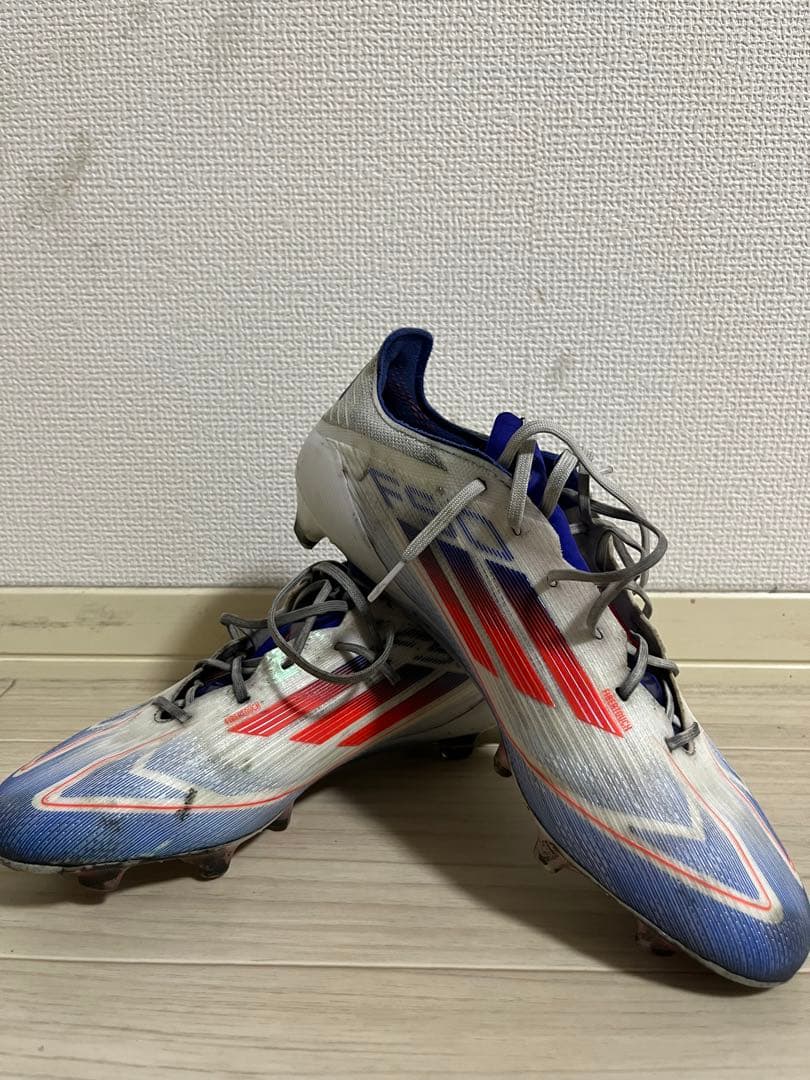 F50 サッカーシューズ ホワイト/レッド/ブルー