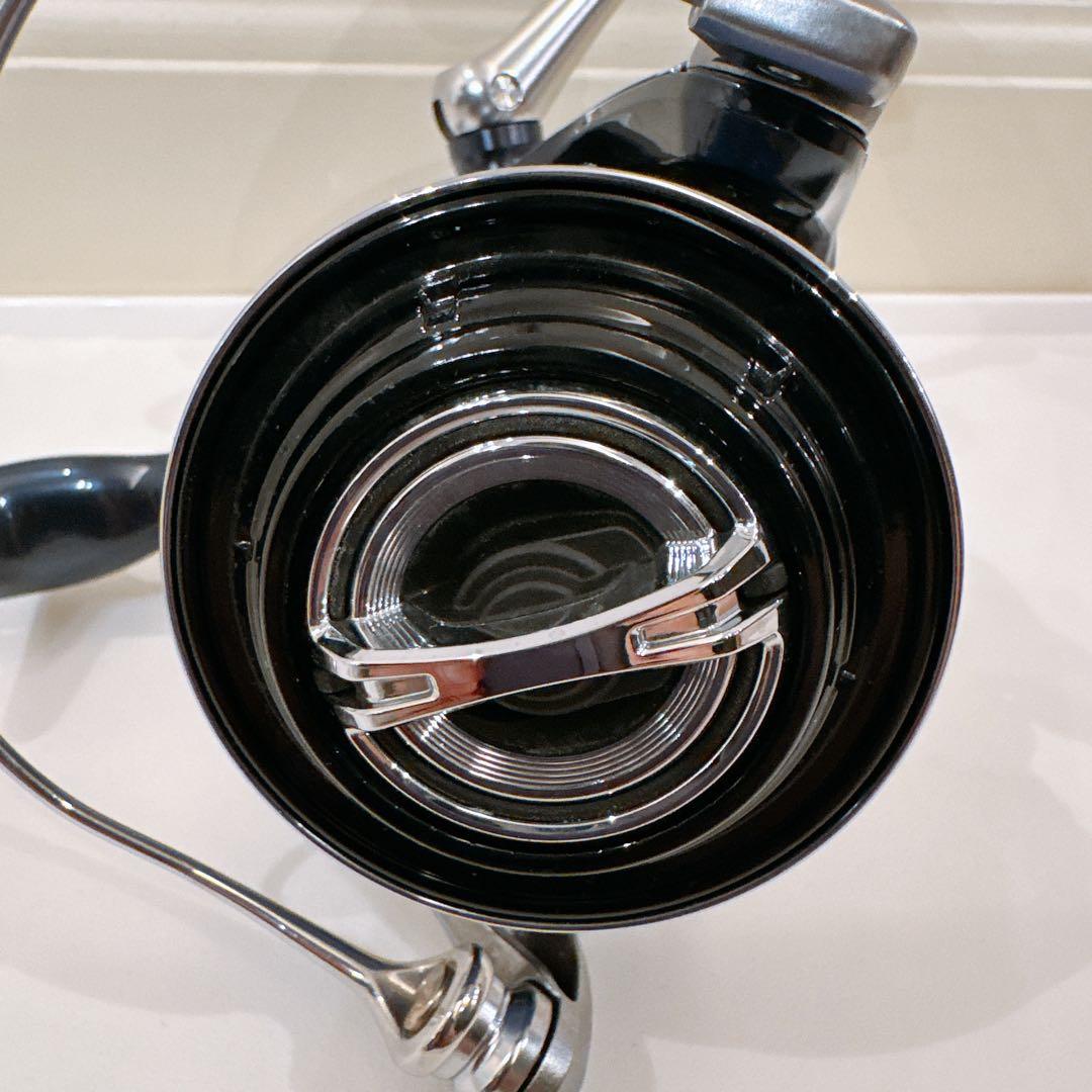 シマノ　21 ツインパワー SW 10000 HG スピニングリール