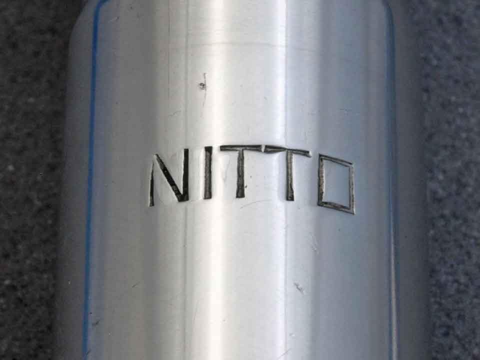 日東（NITTO）NJSシートピラー NJ-SP72 W30 φ27.0mm中古