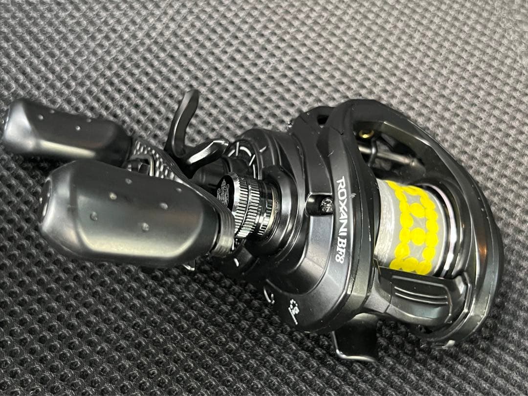 Abu Garcia ROXANI BF8 ブラック ベイトリール