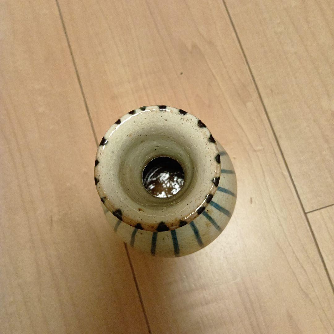 吉田喜彦　呉須線文壺