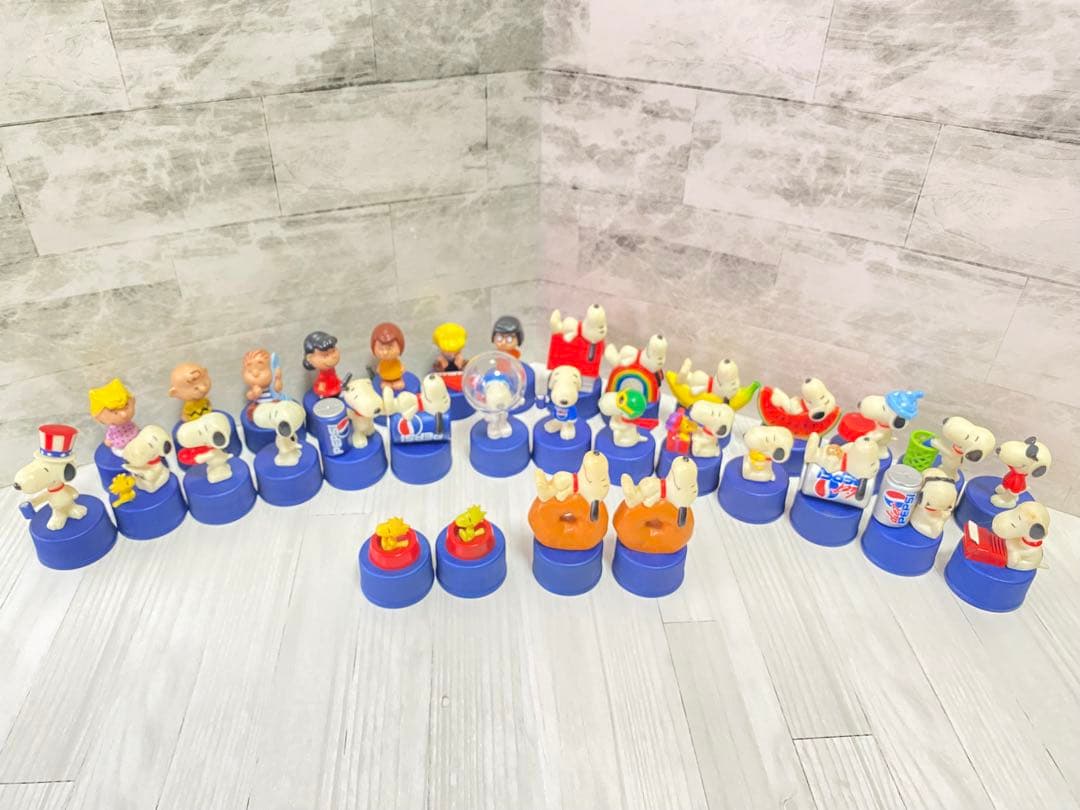 PEPSI スヌーピーボトルキャップ いろいろまとめ売り 125個レア含む