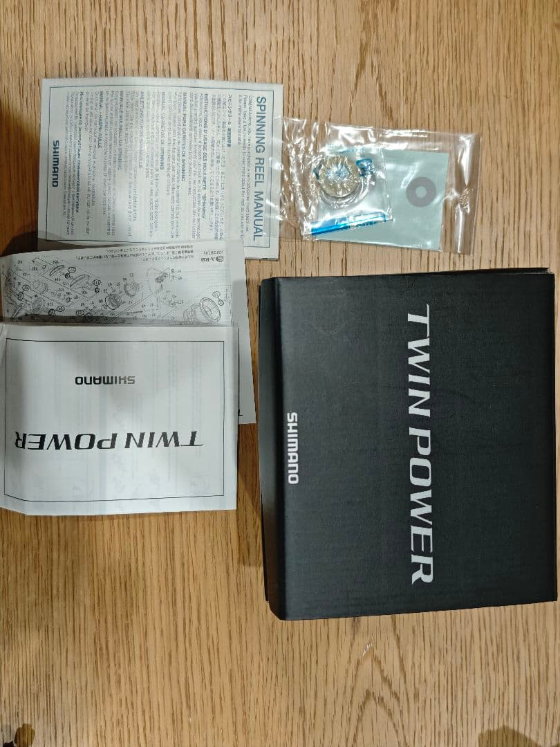 TWIN POWER 4000PG スピニングリール