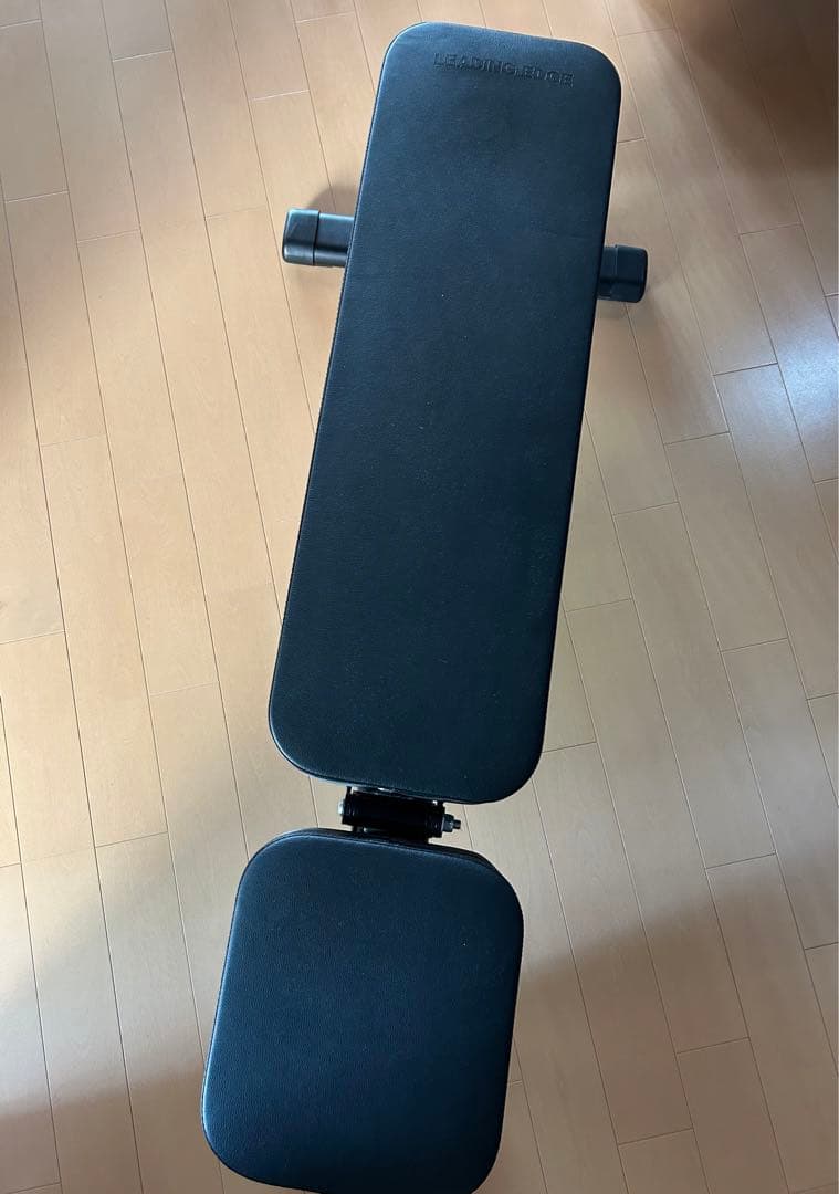 LEADING EDGE トレーニングベンチ LE-B80