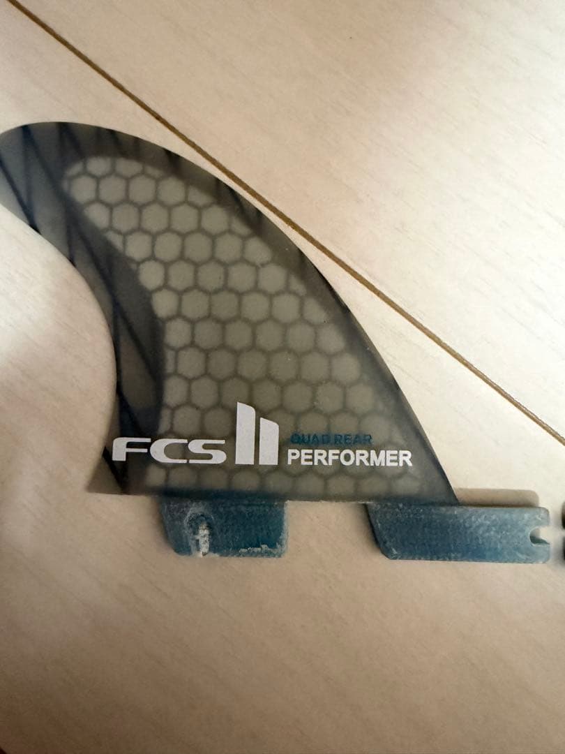 FCS2クワットサイドフィン2枚