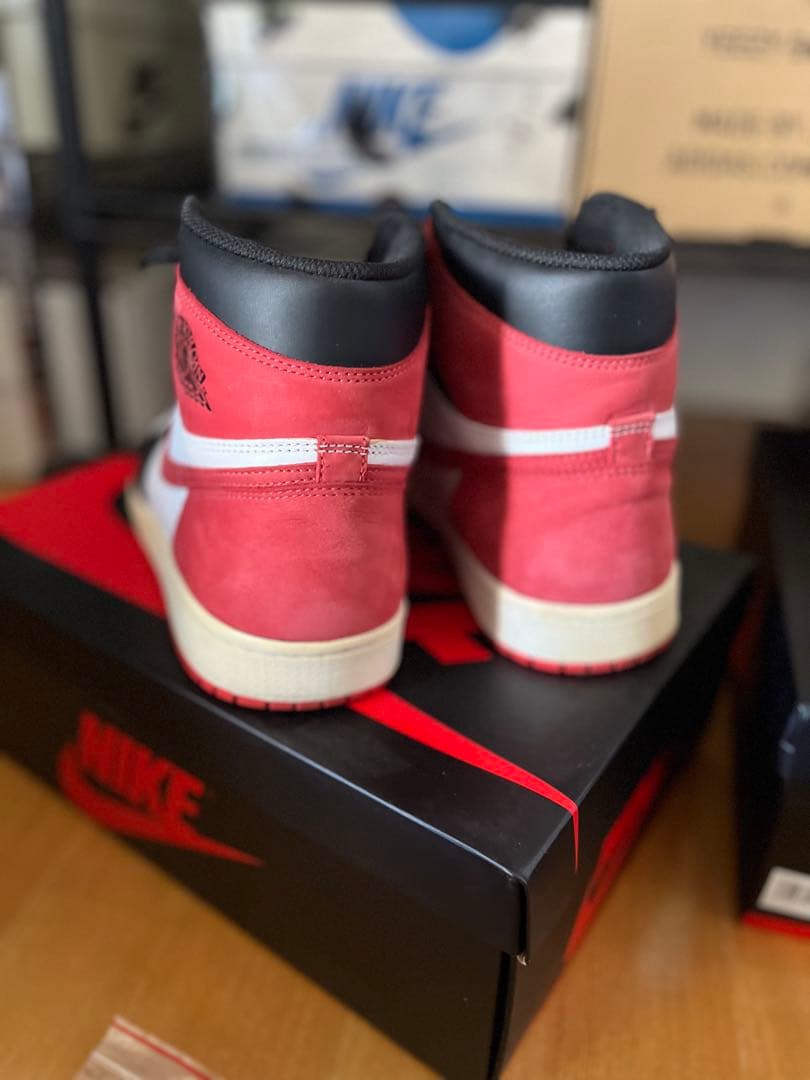 Nike Air Jordan 1 トラックレッド