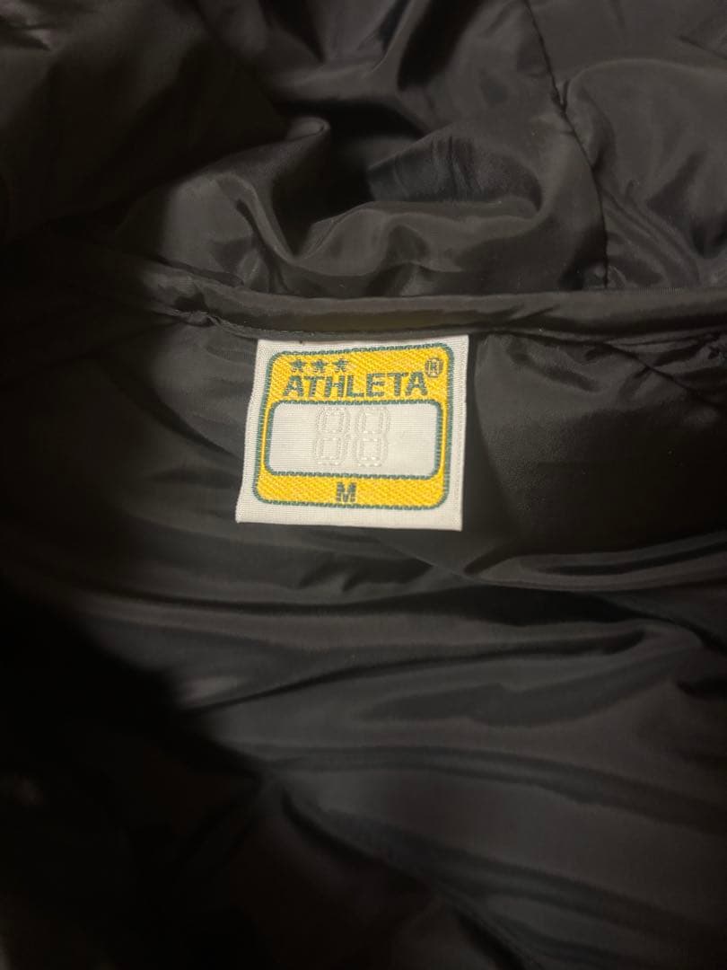 ATHLETA ブラック ダウンコート Mサイズ