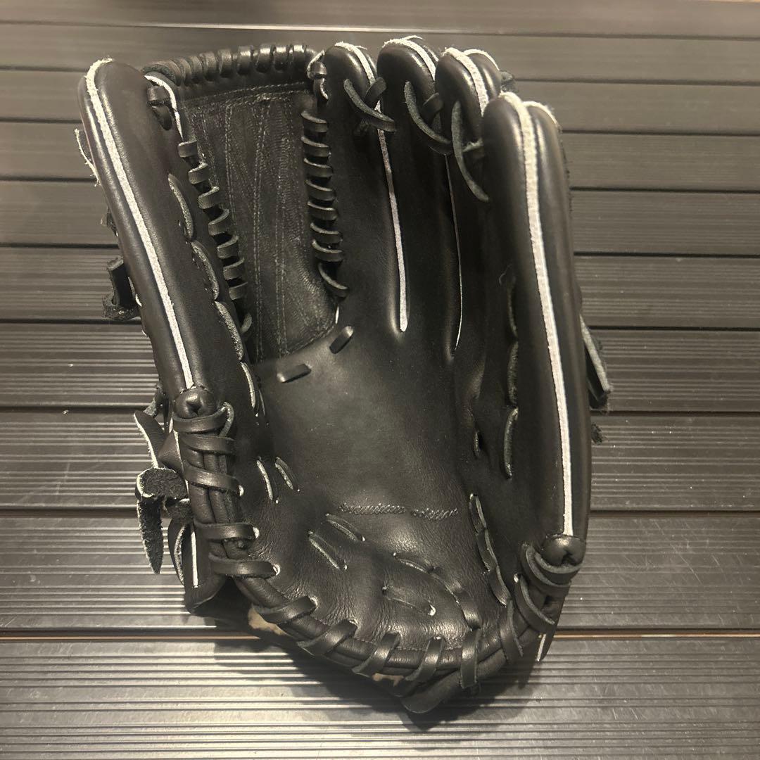 ハイゴールド　投手用グローブ　未型付け