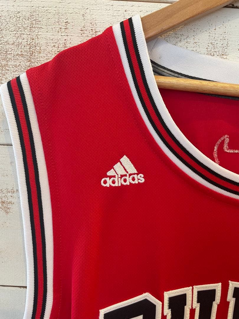 【美品】adidas シカゴ・ブルズ デリック・ローズ タンクトップ Lサイズ