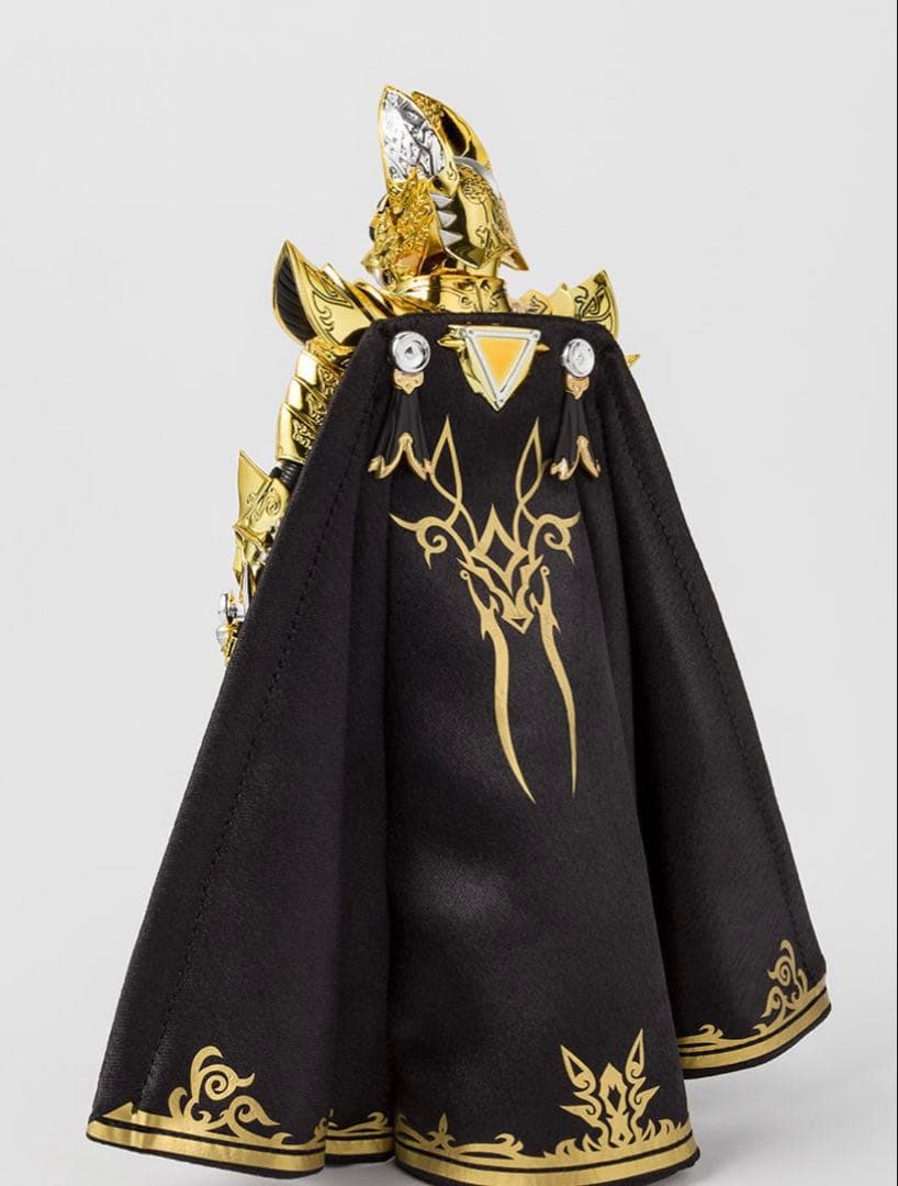 S.H.Figuarts(真骨彫製法) 黄金騎士ガロ(冴島雷牙) 「牙狼＜GA…