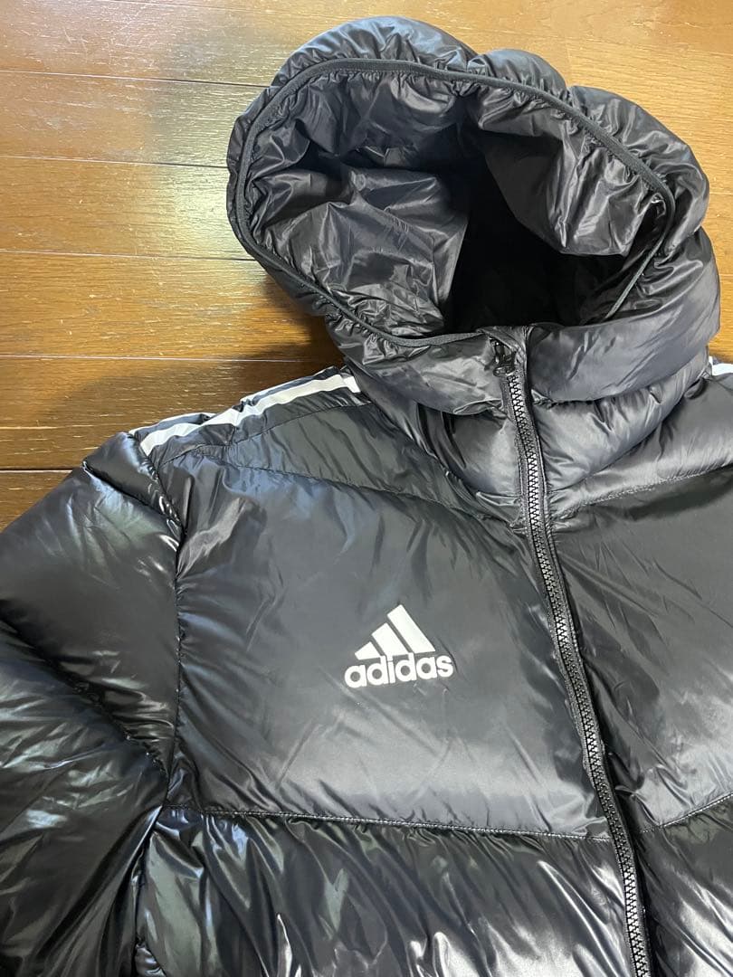 adidas フード付きダウンコート 黒　　ブラック　アディダス
