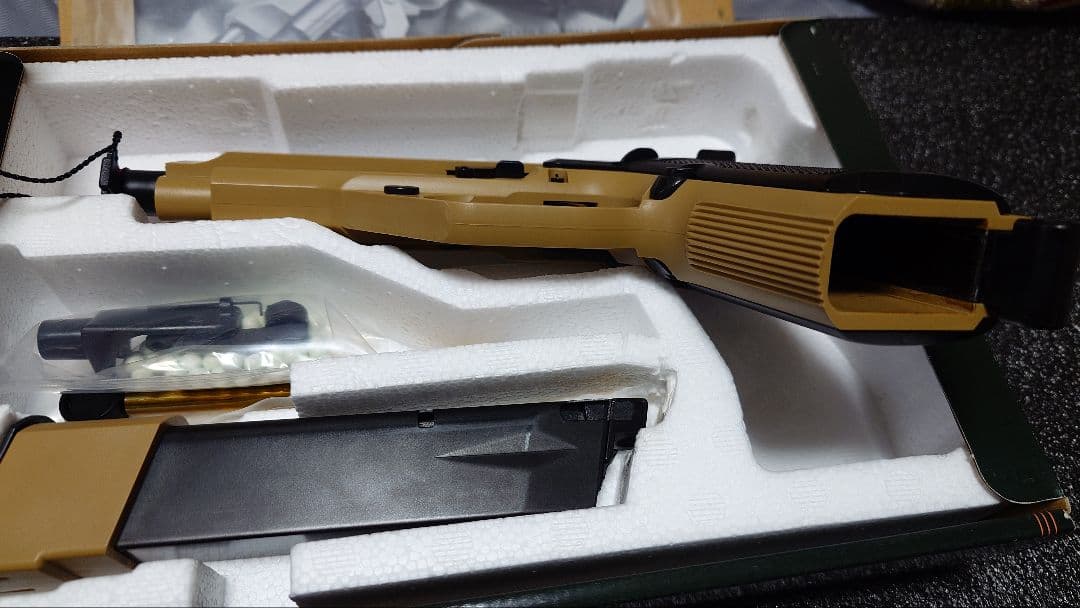 KSC製 M93R デザートスパルタン