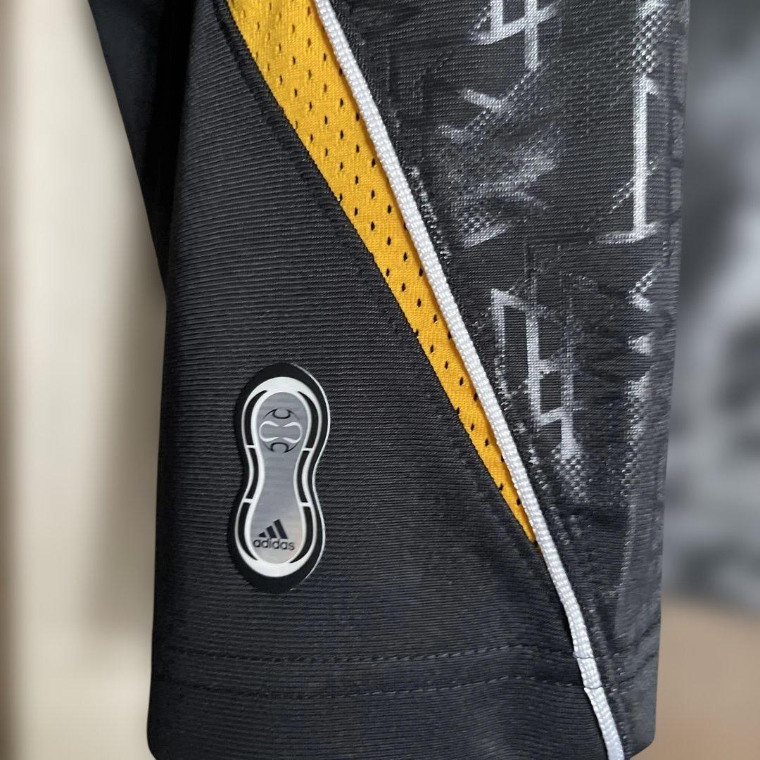新品タグ付き　adidas ドイツ代表 サッカーユニフォーム　XLサイズ