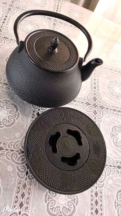鉄瓶 1個　平丸形未使用 南部鉄器 灰皿 １個