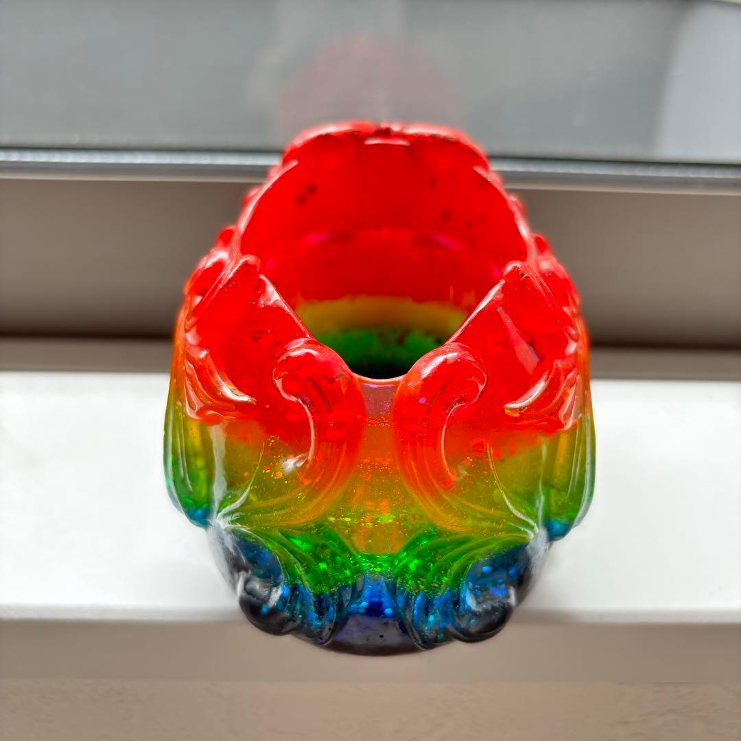 レジン　骸骨の小物入れ　レインボーラメ