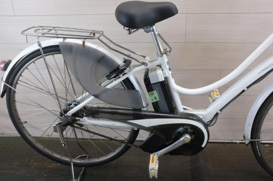 電動自転車ヤマハPAS　ami　3段　8.9Ah 充電器あり