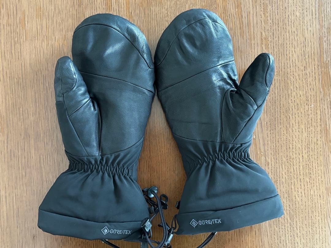 Arc'teryx ミトングローブ ブラック　本日中お値下げ