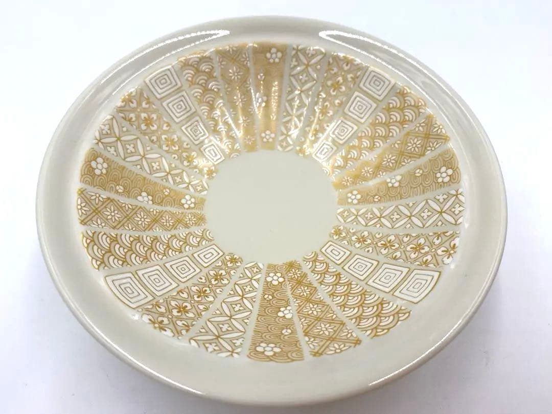 【☆希少なお品☆】【新品】有田焼徳幸窯　錦クリーム釉地紋尽くし浅蓋物