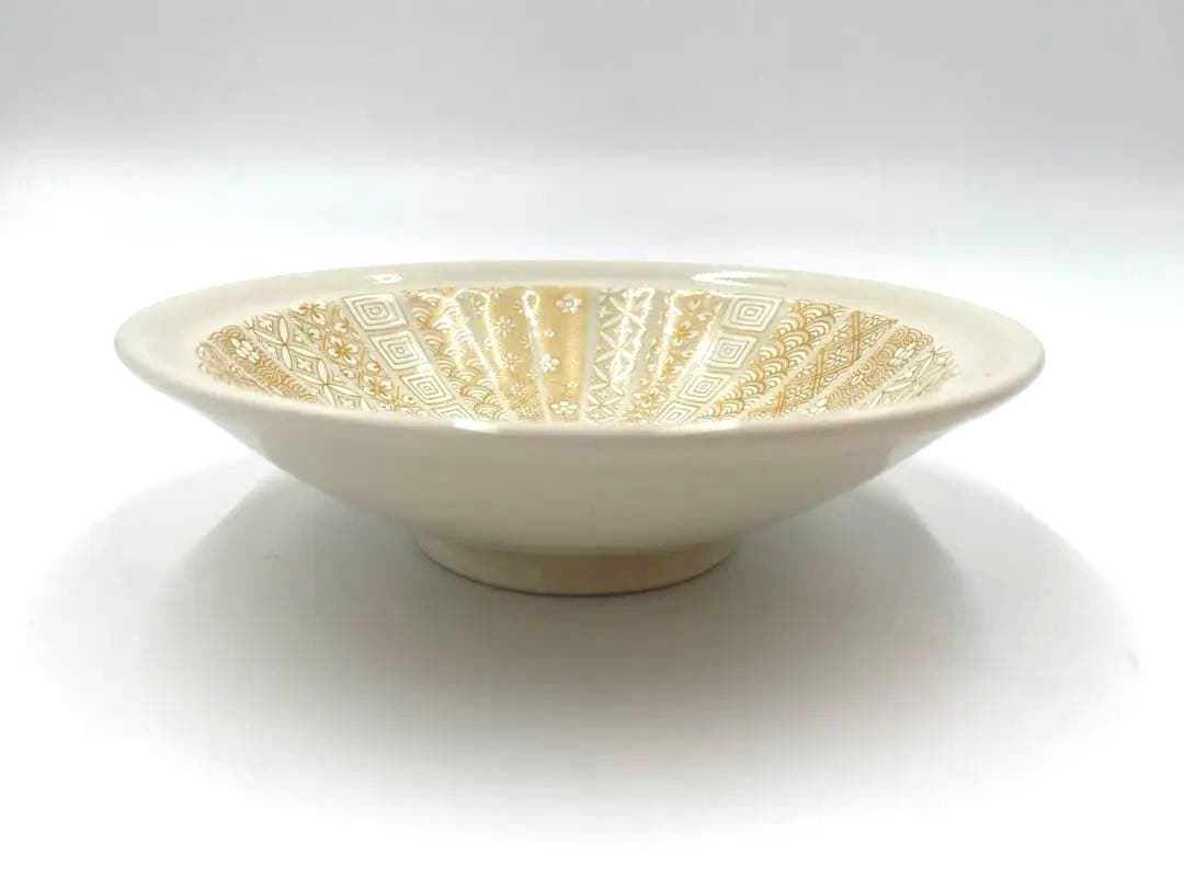 【☆希少なお品☆】【新品】有田焼徳幸窯　錦クリーム釉地紋尽くし浅蓋物