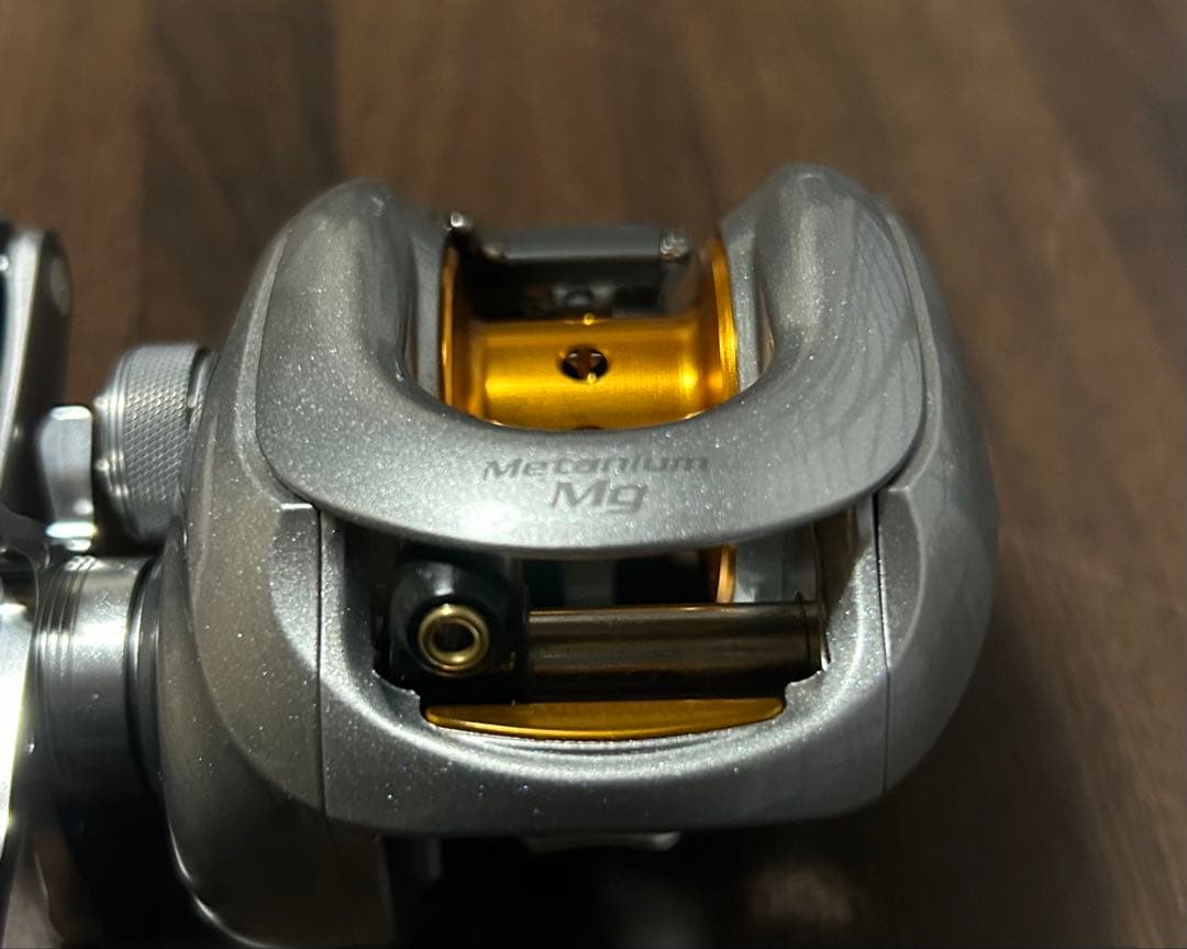 SHIMANO シマノ 07メタニウム MG（右）スペアスプール付き