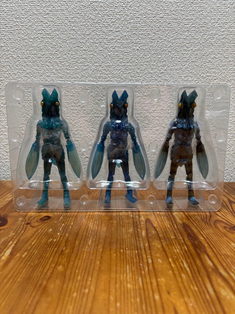 S.H.Figuarts フィギュアーツ バルタン星人 分身体セット