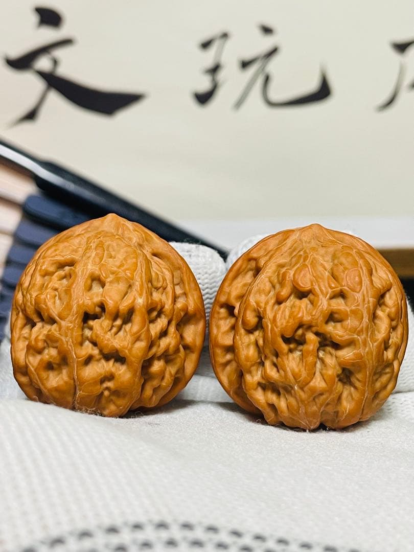 ❤️新入荷❤️No.680❤️文玩くるみ（文玩核桃） 高級希少種　凤凰台