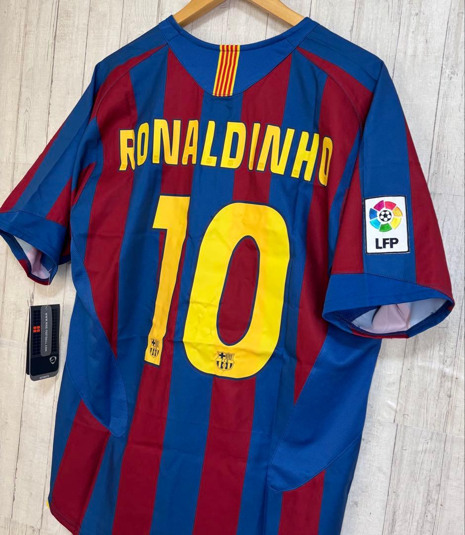 【新品タグ付き】希少 FCバルセロナ ロナウジーニョ 10 ユニフォーム