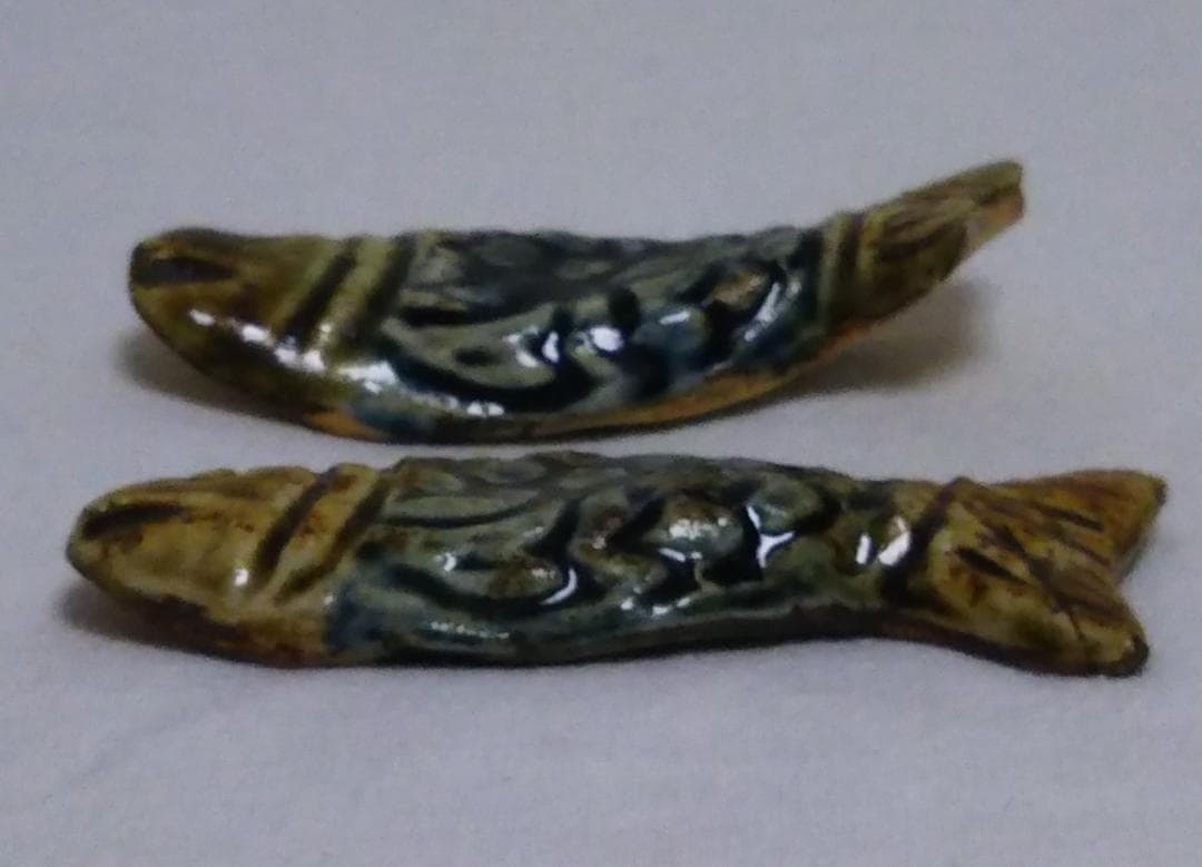 【金城次郎さん作】箸置き　魚型　2個
