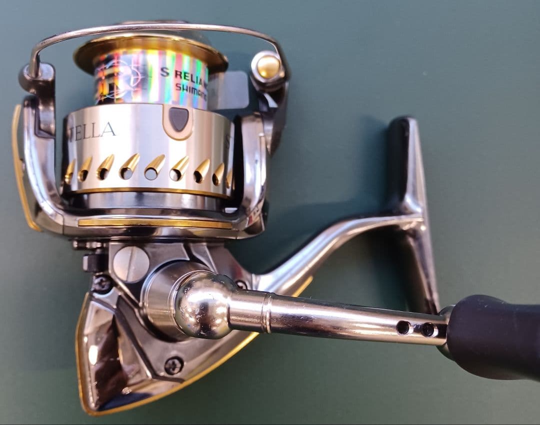 まぁ。 SHIMANO 04STELLA 2000 スピニングリール