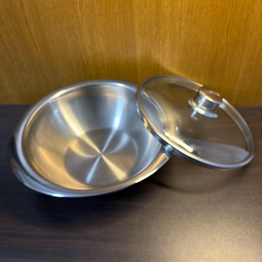 未使用　MEYER NEWPAN ガラスフタ付き　22cm ニューパン