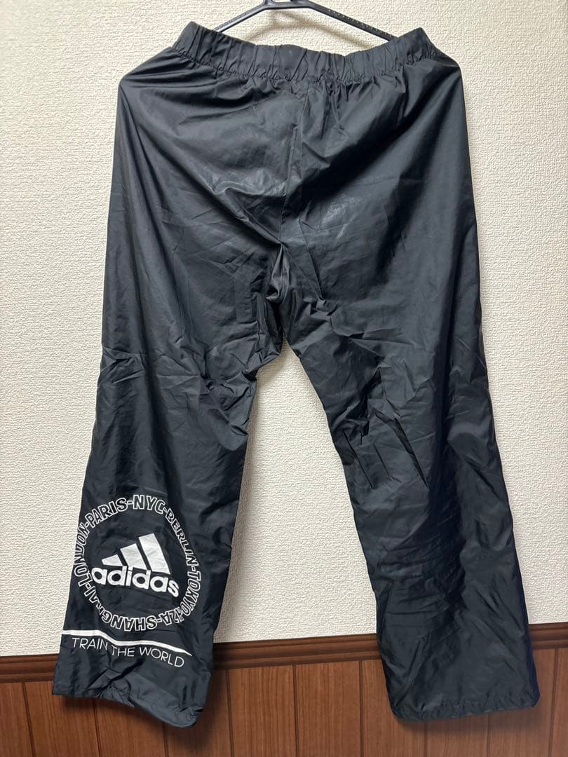 adidas ジャージ セットアップ
