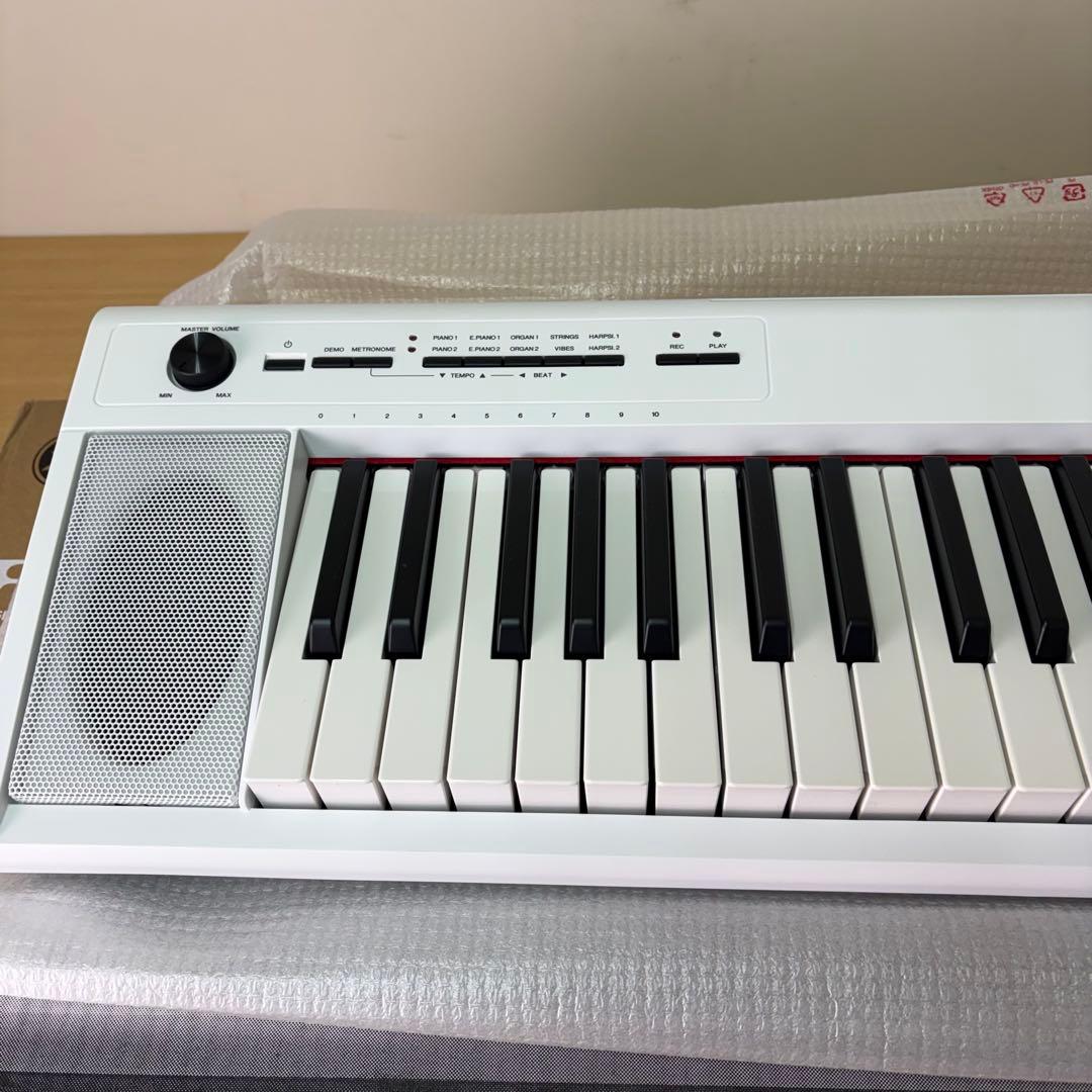 Yamaha ヤマハ 電子キーボード 61鍵 ホワイト NP-12WH