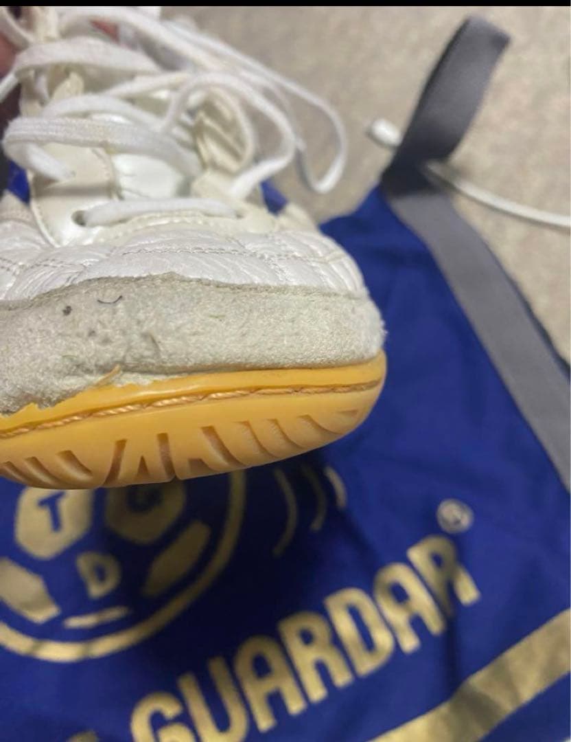 Mizuno Morelia サッカーシューズ ホワイト/ブルー/レッド