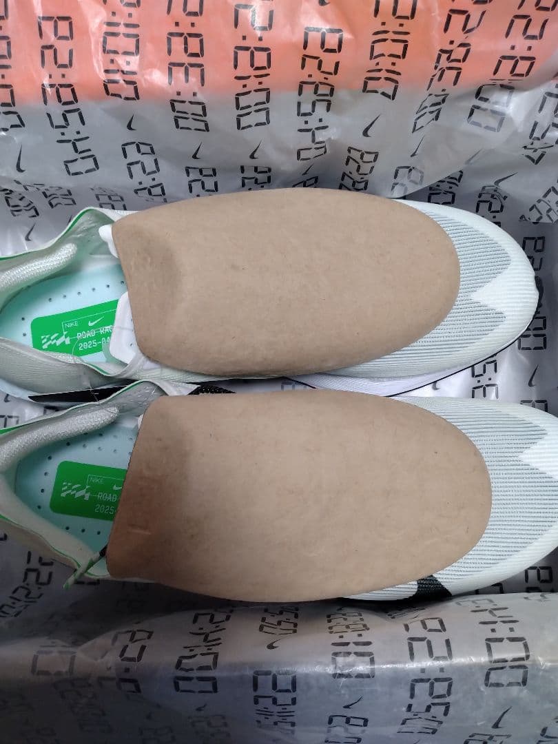 ナイキ NIKE ズームX ヴェイパーフライネクスト%4　27.0cm新品未使用