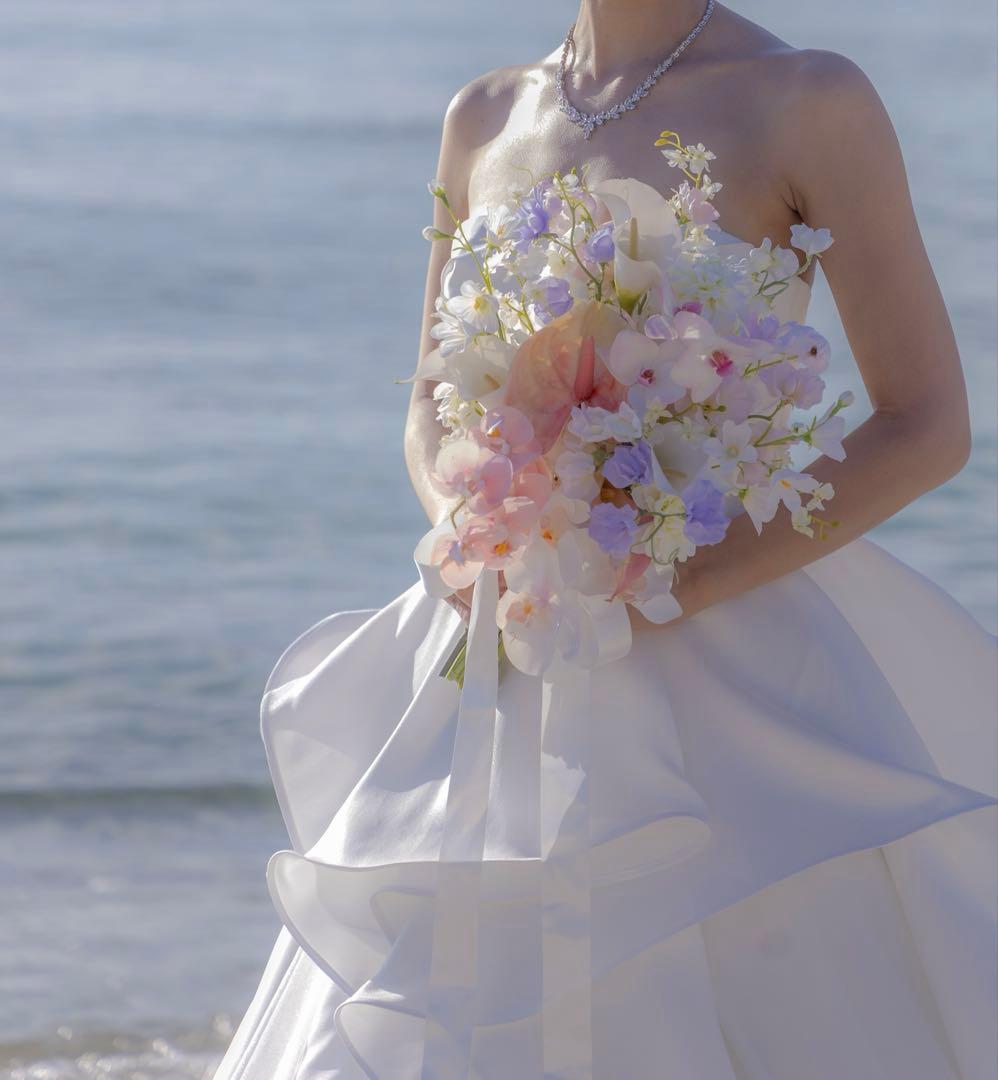 【限定値下げ】アーティフィシャルフラワー　造花ブーケ　ブートニア付き