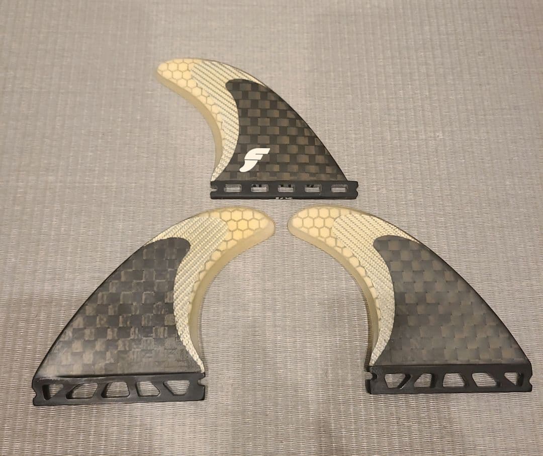 FUTURES SOLUS フューチャーフィン 美品