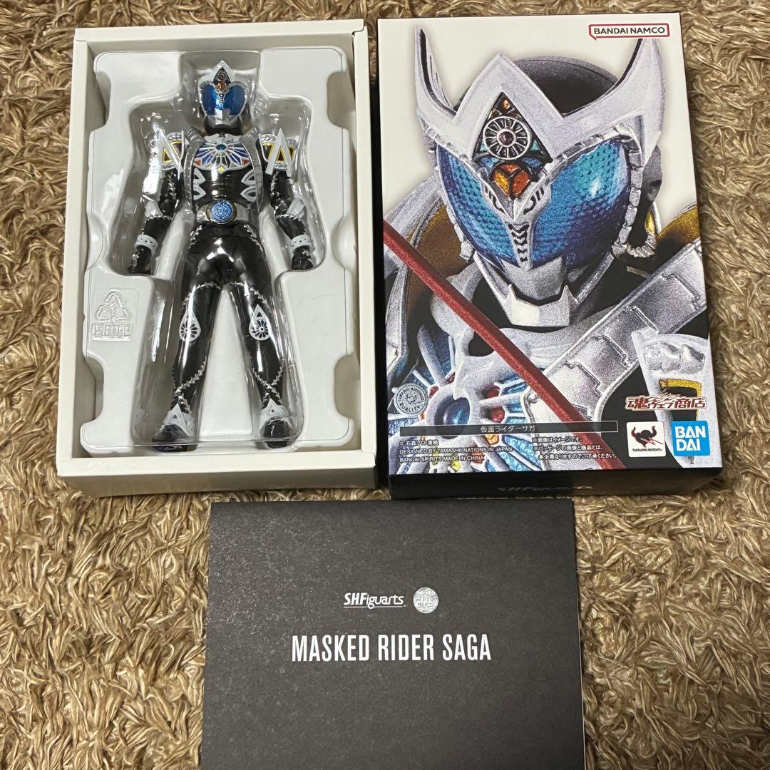 フィギュアーツ　真骨彫　仮面ライダーサガ